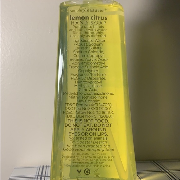 Lemon Citrus Scented Hand Soap - Picture 3 of 3